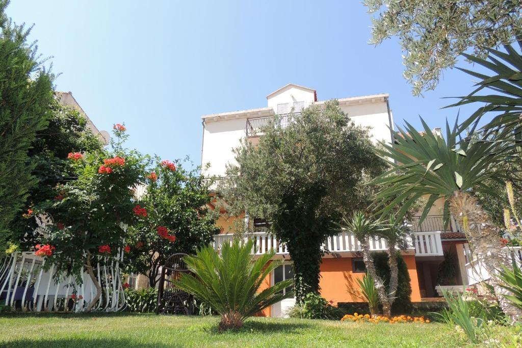 Apartments Travarevic Дубровник Экстерьер фото