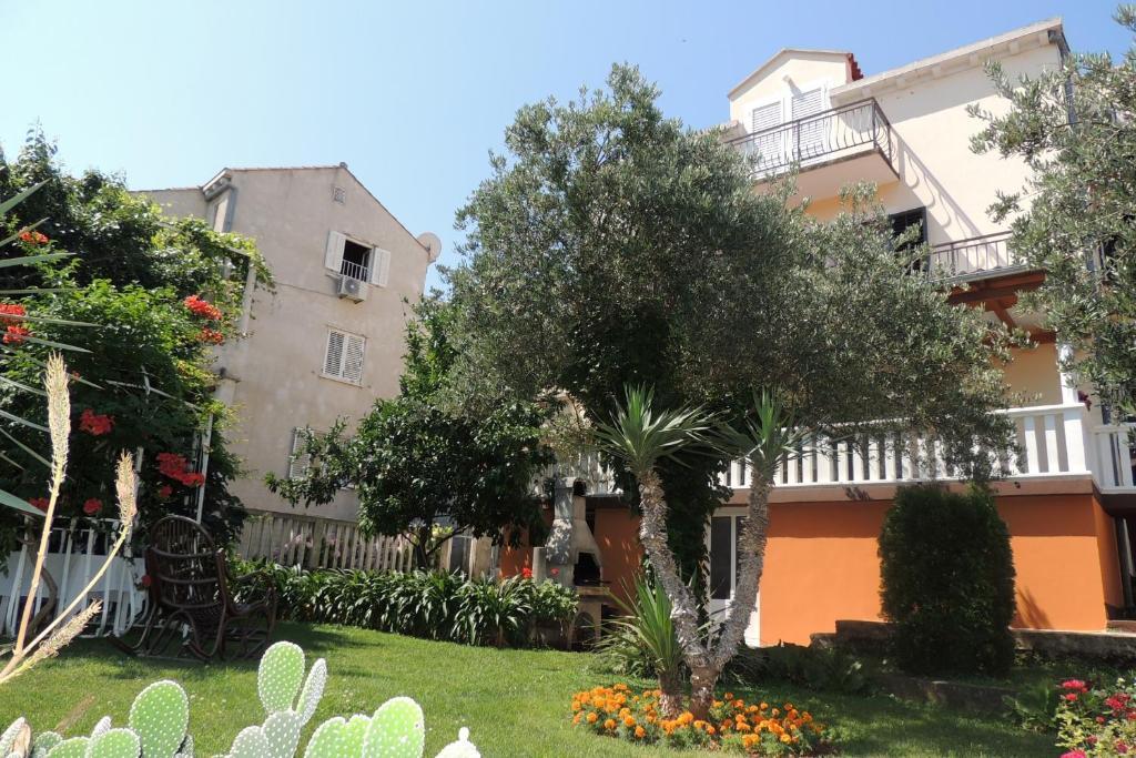 Apartments Travarevic Дубровник Экстерьер фото